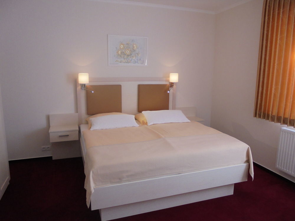 Hotel-Landgasthof Herzog Barssel  Esterno foto
